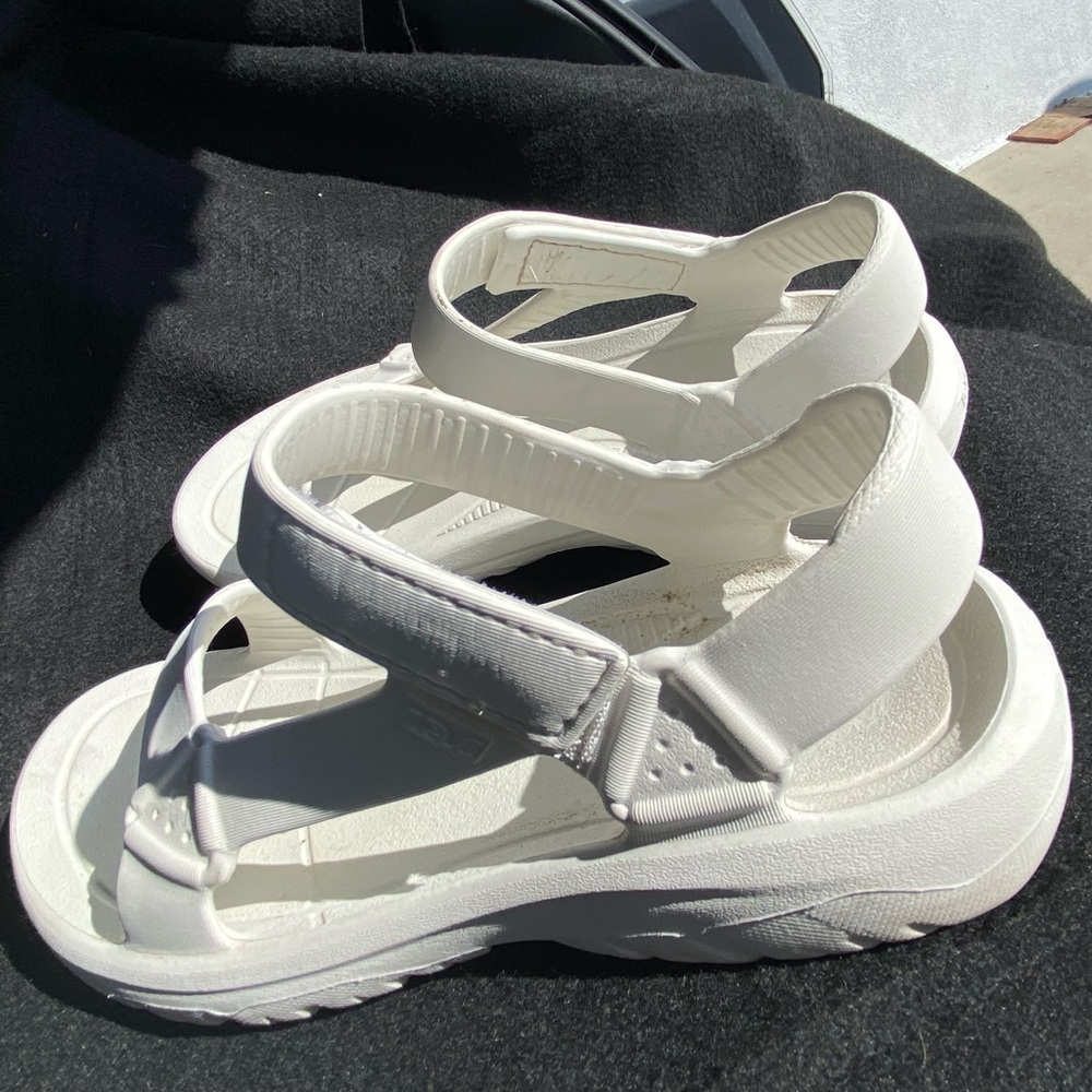 Teva Hurricane Drift Sandals. SIZE 11 - Picture 2 of 6